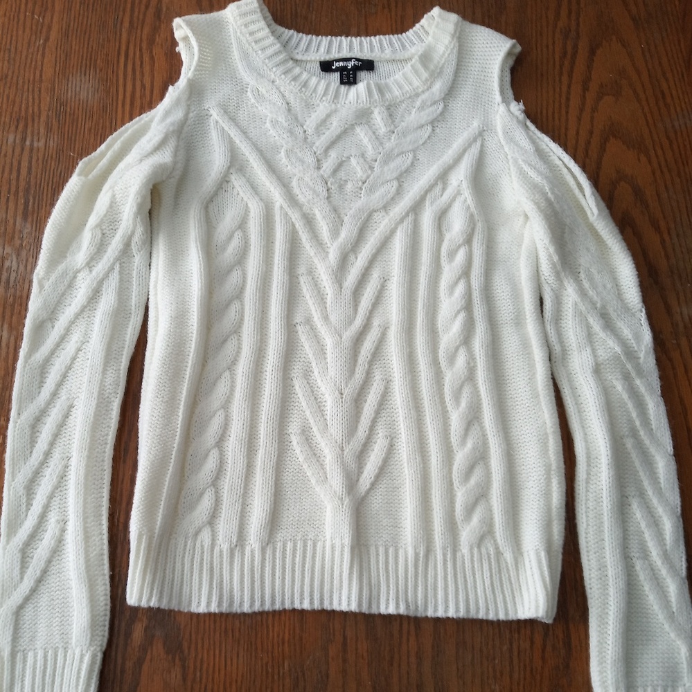 Sweater - Picture 2 of 6